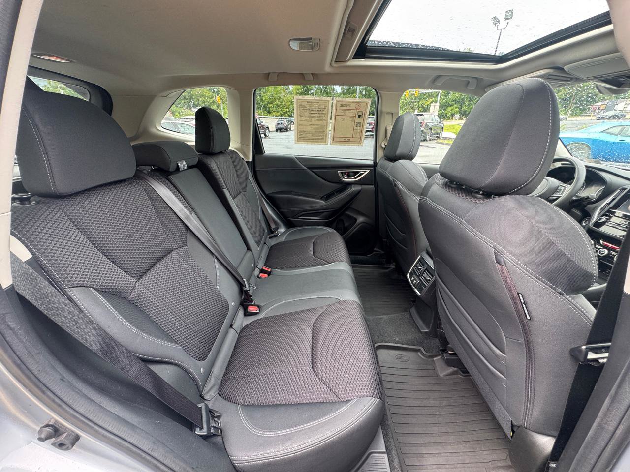 Used 2021 Subaru Forester Premium AWD/4WD image 19