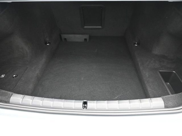Used 2025 BMW 740i image 25