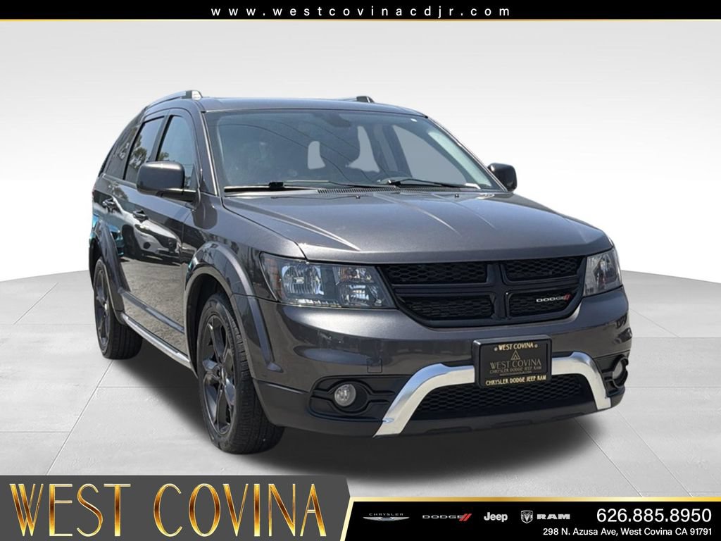 Used 2019 Dodge Journey Crossroad FWD video 2