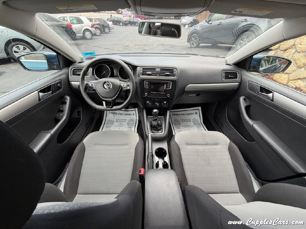 Used 2017 Volkswagen Jetta S FWD image 20