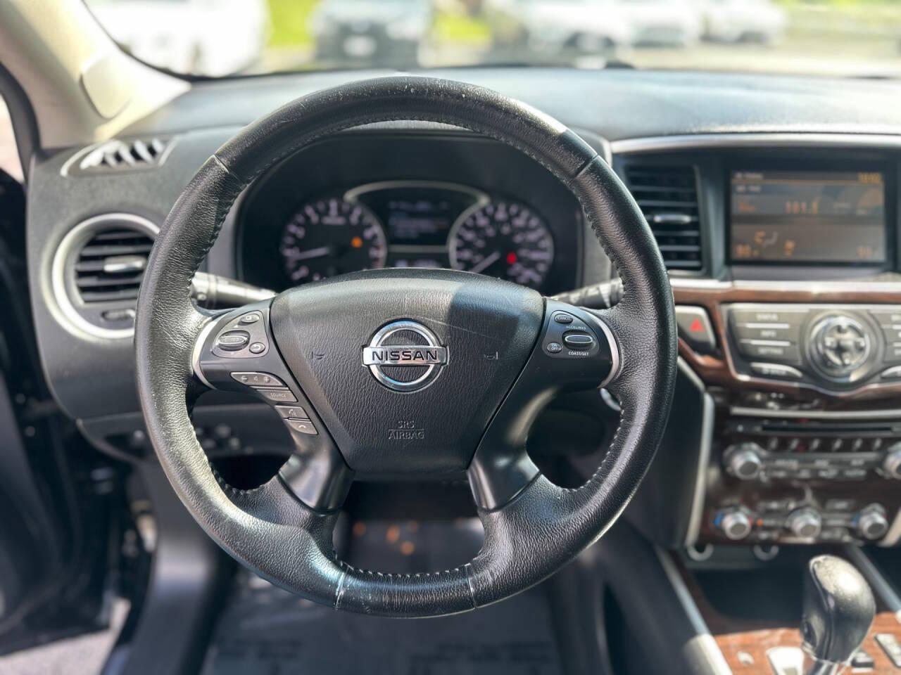 Used 2013 Nissan Pathfinder SL w/ SL Premium Pkg AWD/4WD image 19