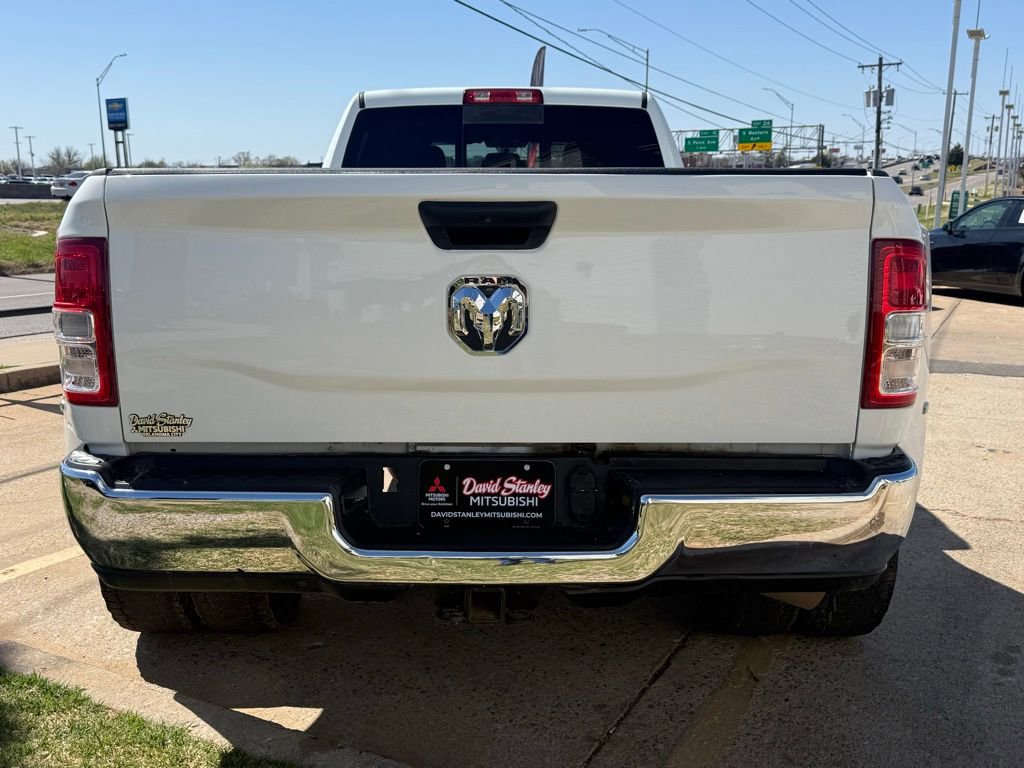 Used 2024 RAM 3500 Tradesman w/ Chrome Appearance Group image 9