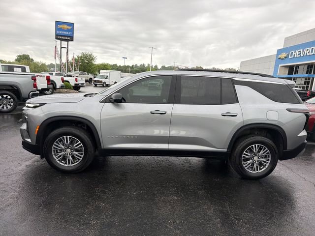 Used 2025 Chevrolet Traverse LT w/ Driver Confidence Package FWD image 8