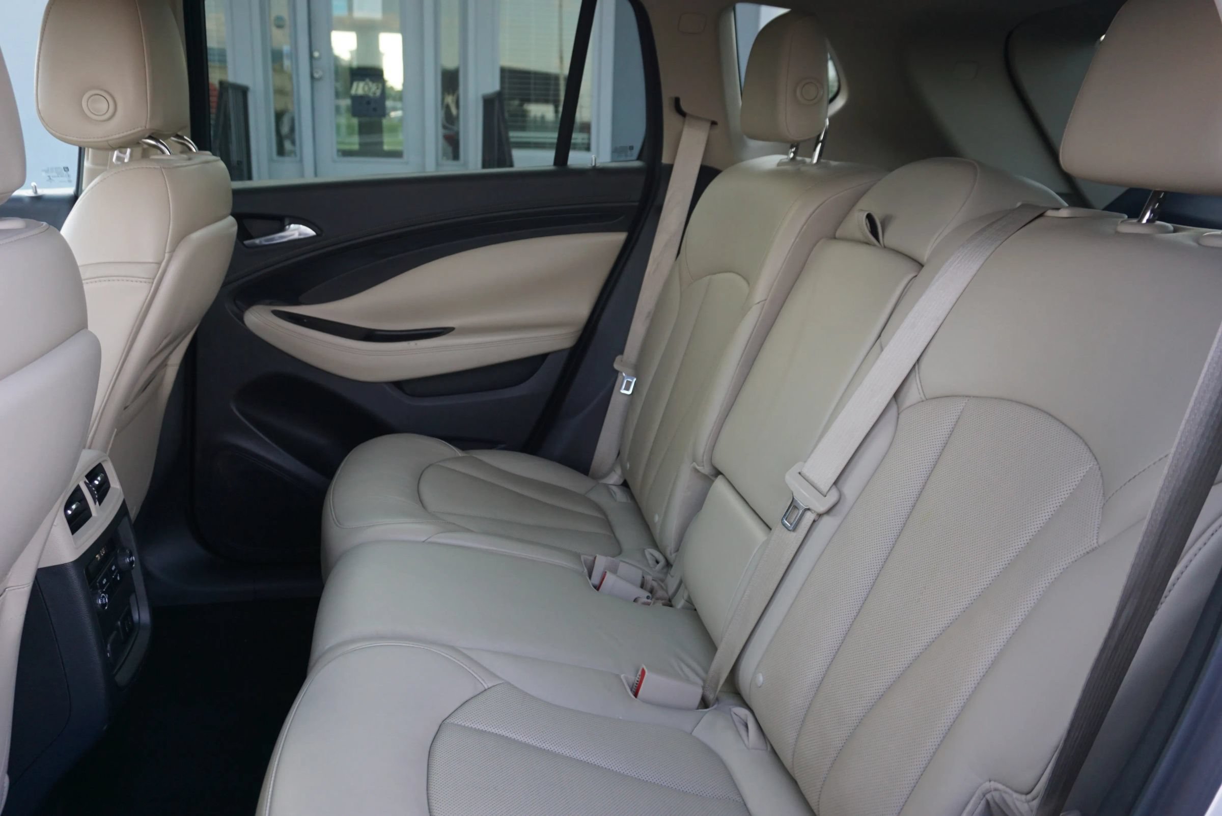 Used 2016 Buick Envision Premium AWD/4WD image 17