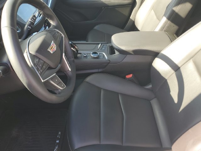 Certified 2024 Cadillac XT5 Luxury AWD/4WD image 12