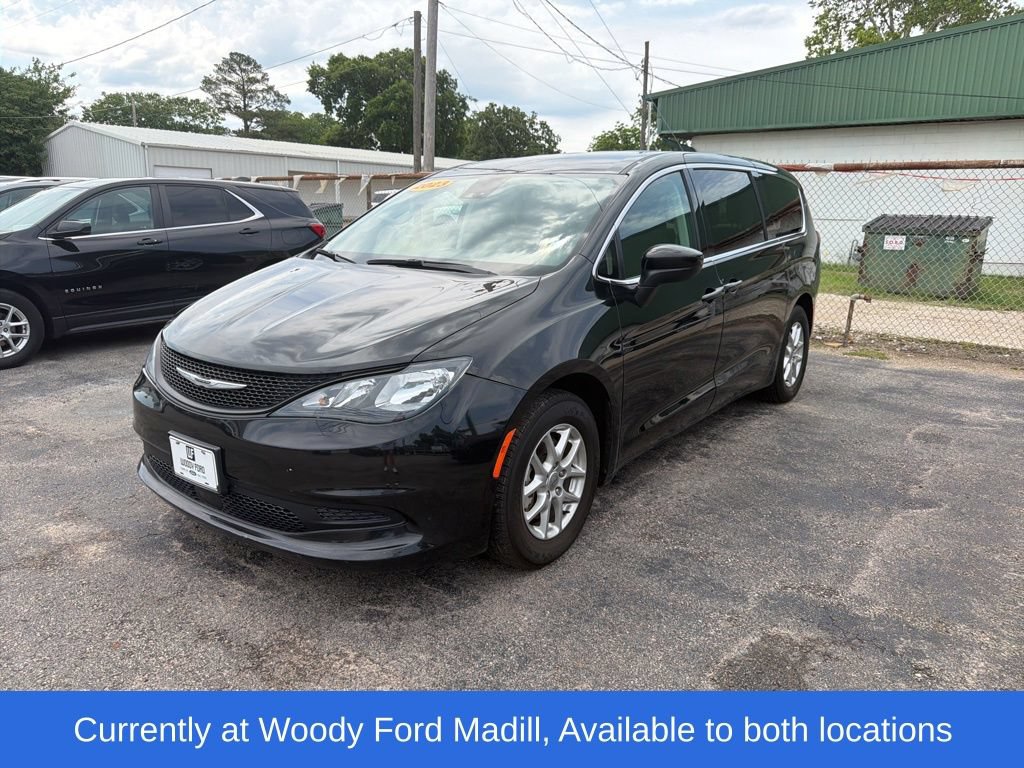 Used 2023 Chrysler Voyager LX FWD video 1