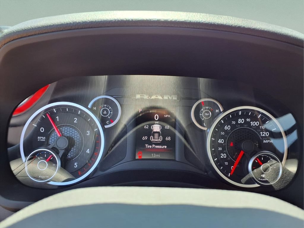 New 2026 RAM 2500 Tradesman AWD/4WD image 16