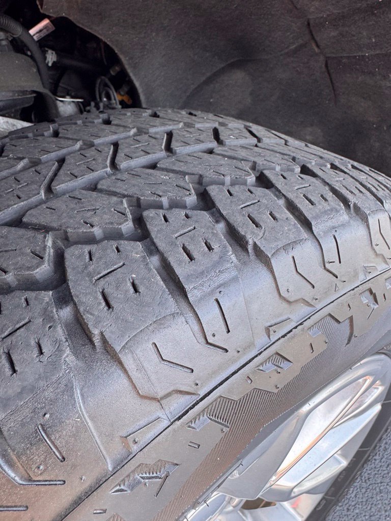 Used 2023 Chevrolet Silverado 1500 LTZ AWD/4WD image 33