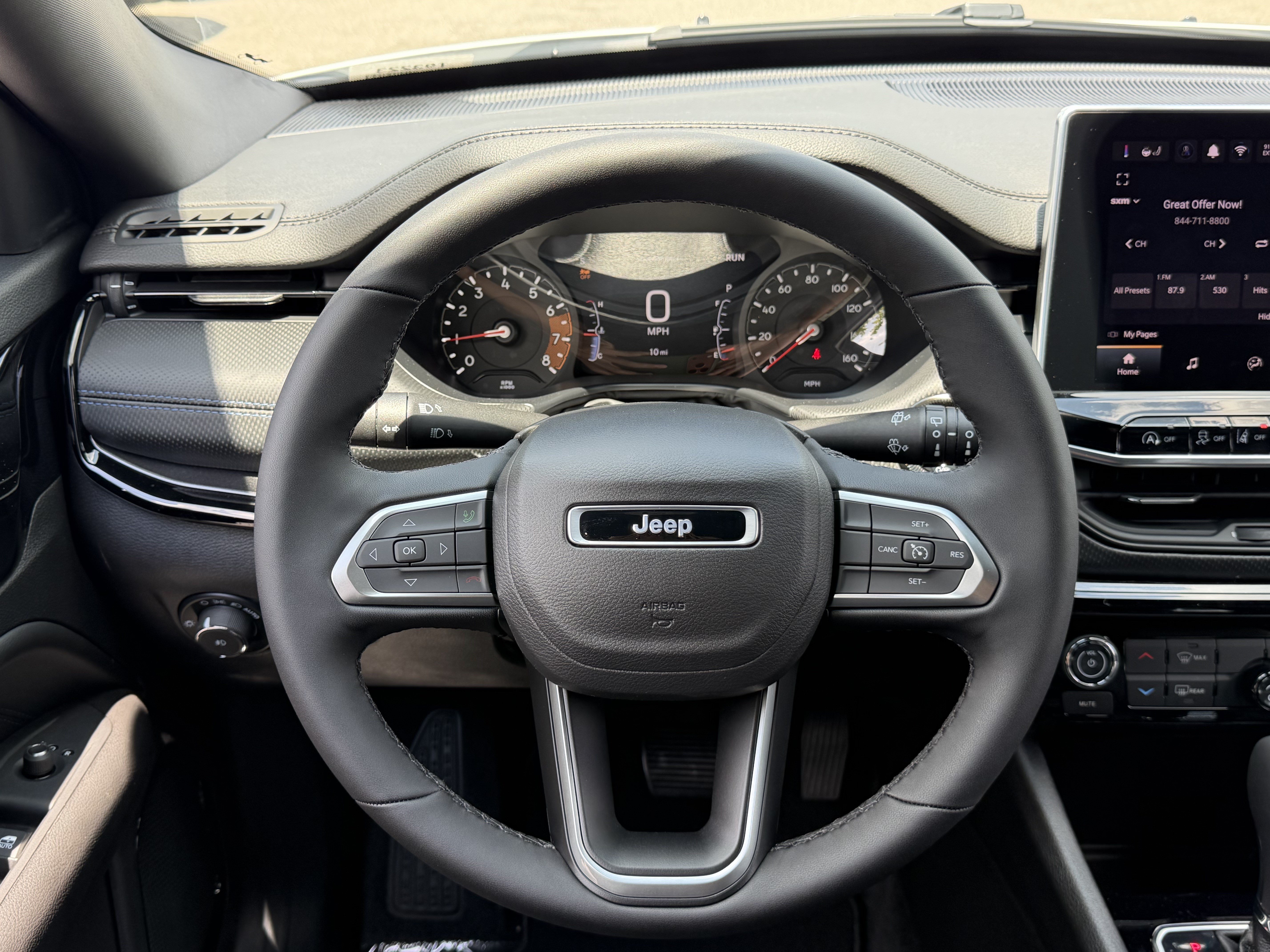 New 2026 Jeep Compass Latitude AWD/4WD image 17