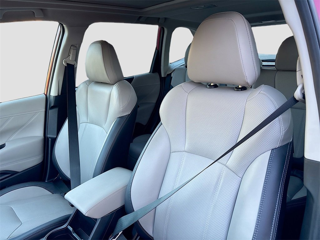 Used 2021 Subaru Forester Limited image 22