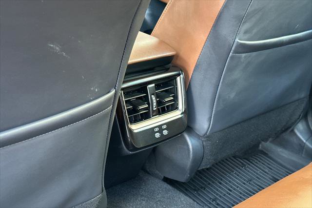 Certified 2025 Toyota Crown Signia image 14