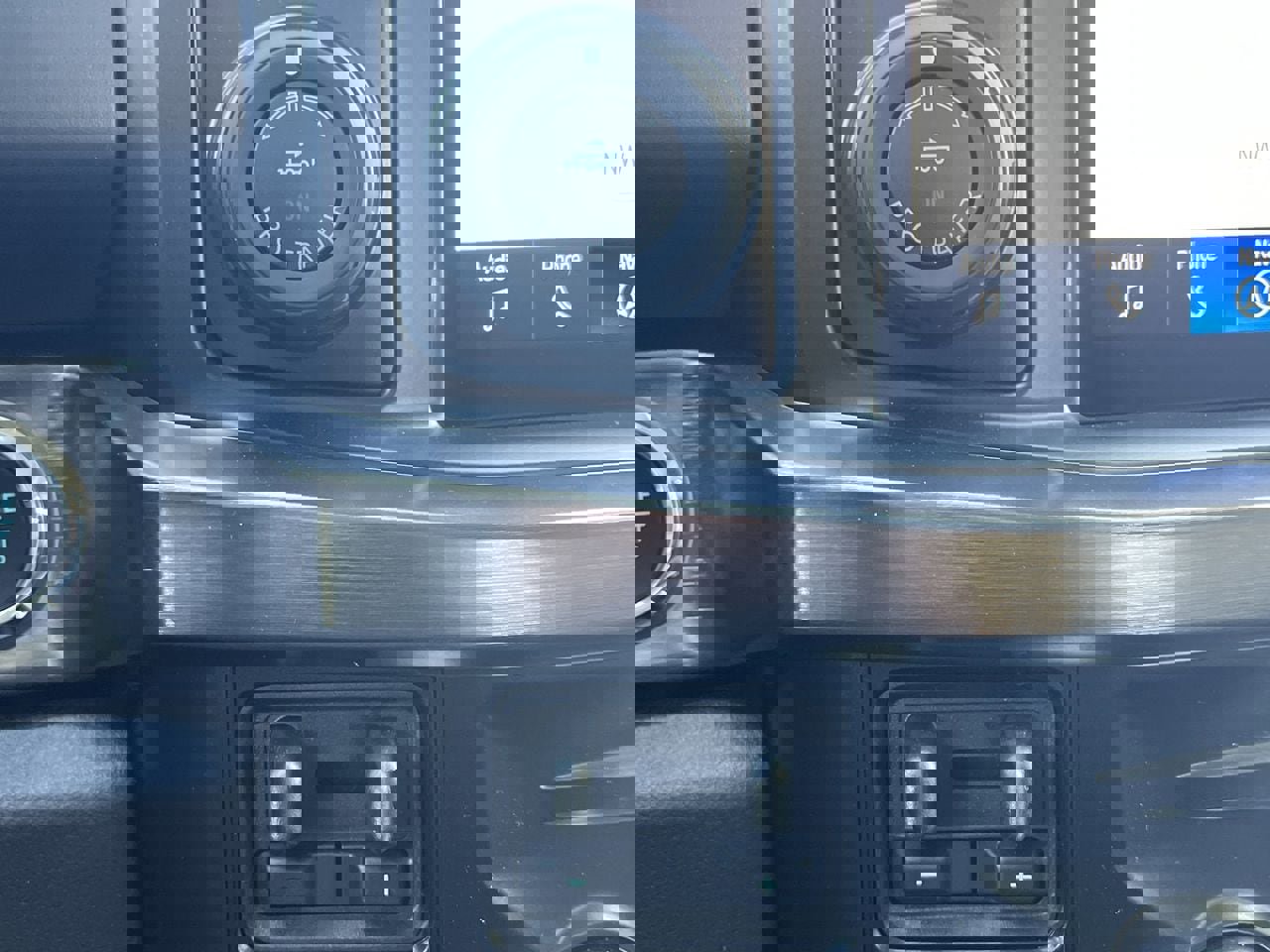 New 2025 Ford F350 Lariat w/ Lariat Ultimate Package image 7