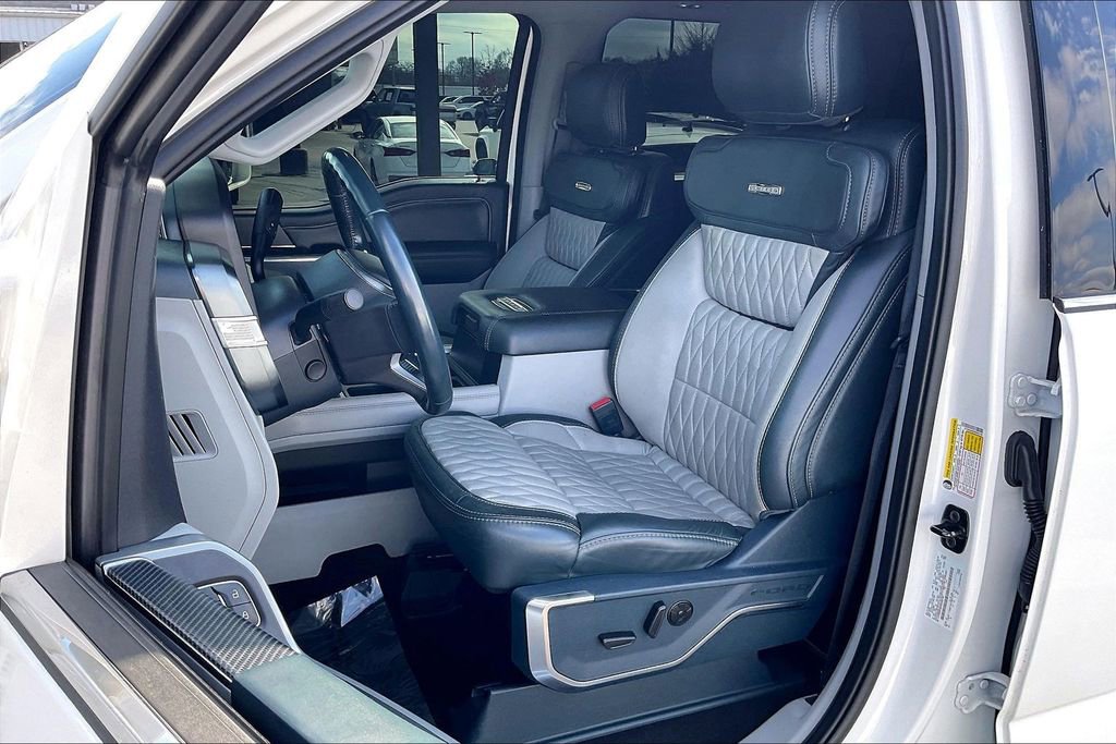 Used 2024 Ford F450 Limited image 24