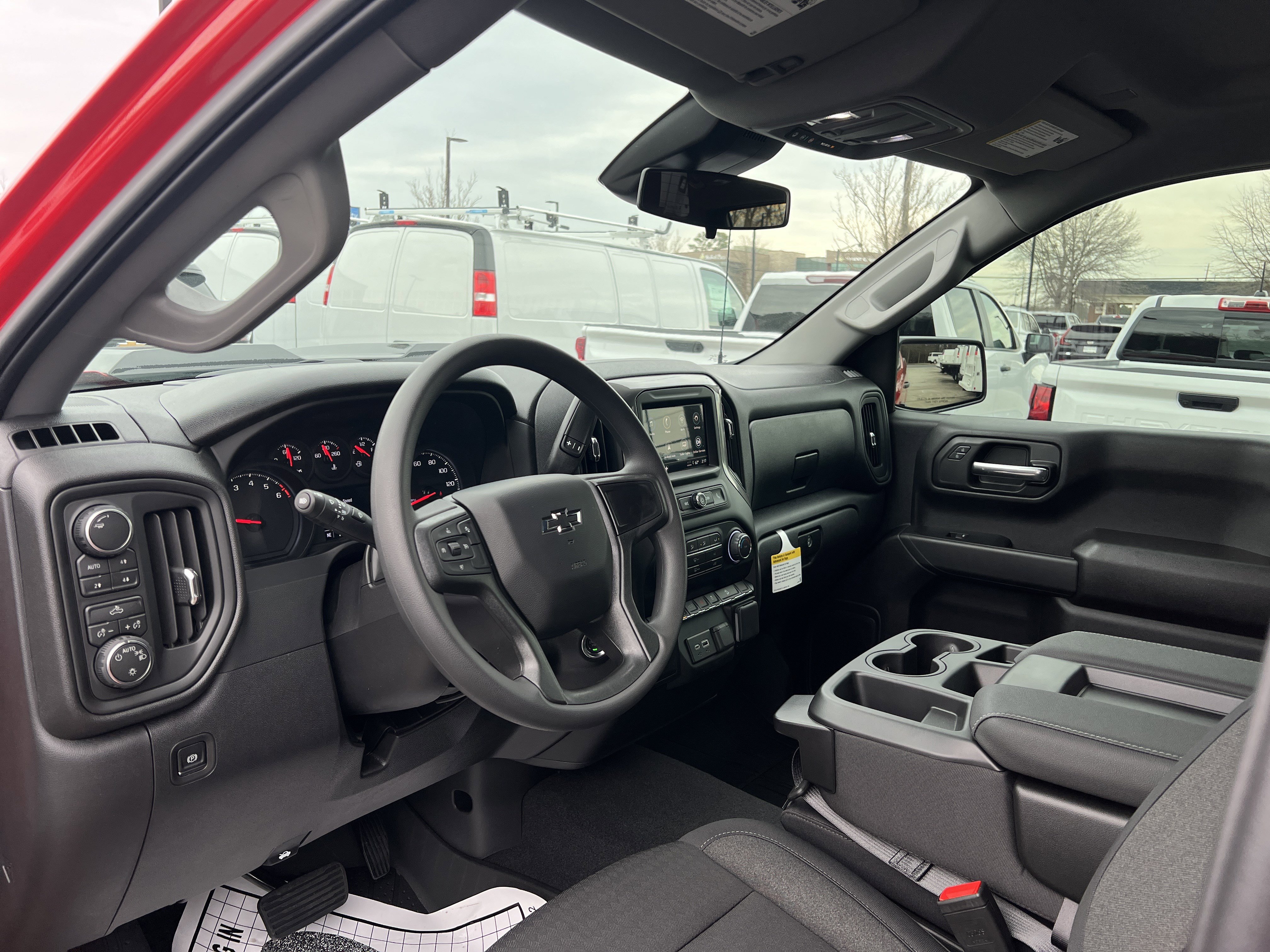 Used 2026 Chevrolet Silverado 1500 Custom Trail Boss w/ LPO, Dark Essentials Package image 17