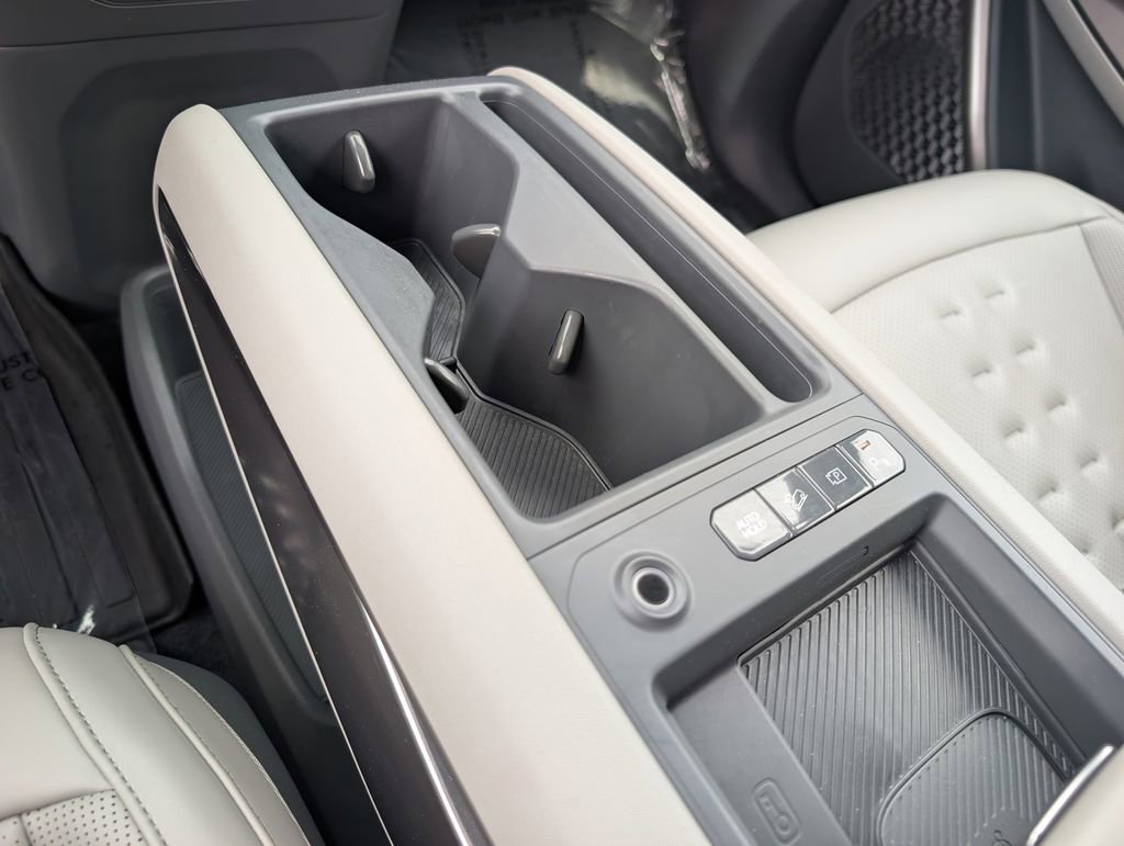 Certified 2024 Kia EV9 Wind AWD/4WD image 31