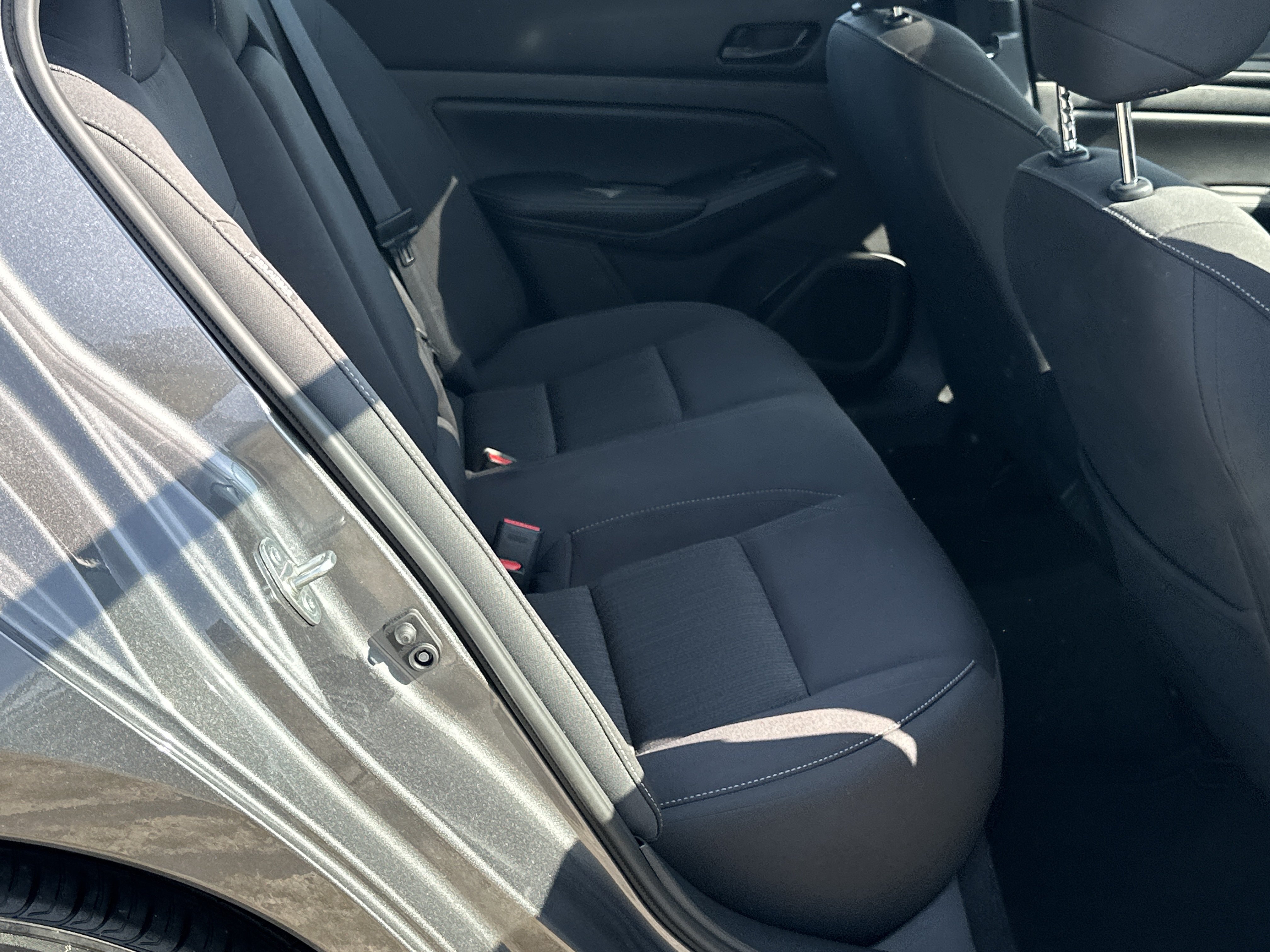 Used 2025 Nissan Altima 2.5 SV w/ SV Special Edition Package FWD image 15