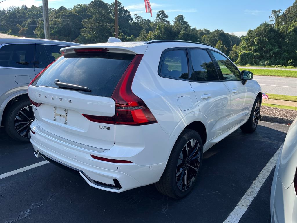 New 2026 Volvo XC60 B5 Plus w/ Protection Package Premier image 4