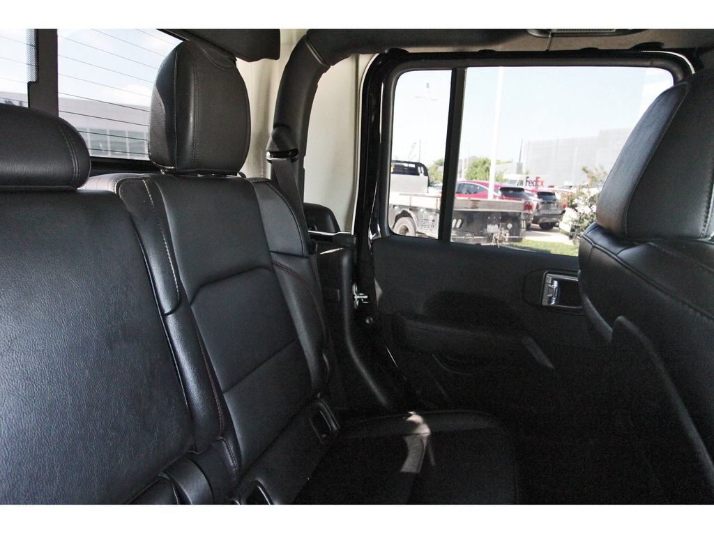 Used 2022 Jeep Gladiator Rubicon w/ Trailer Tow Package AWD/4WD image 13
