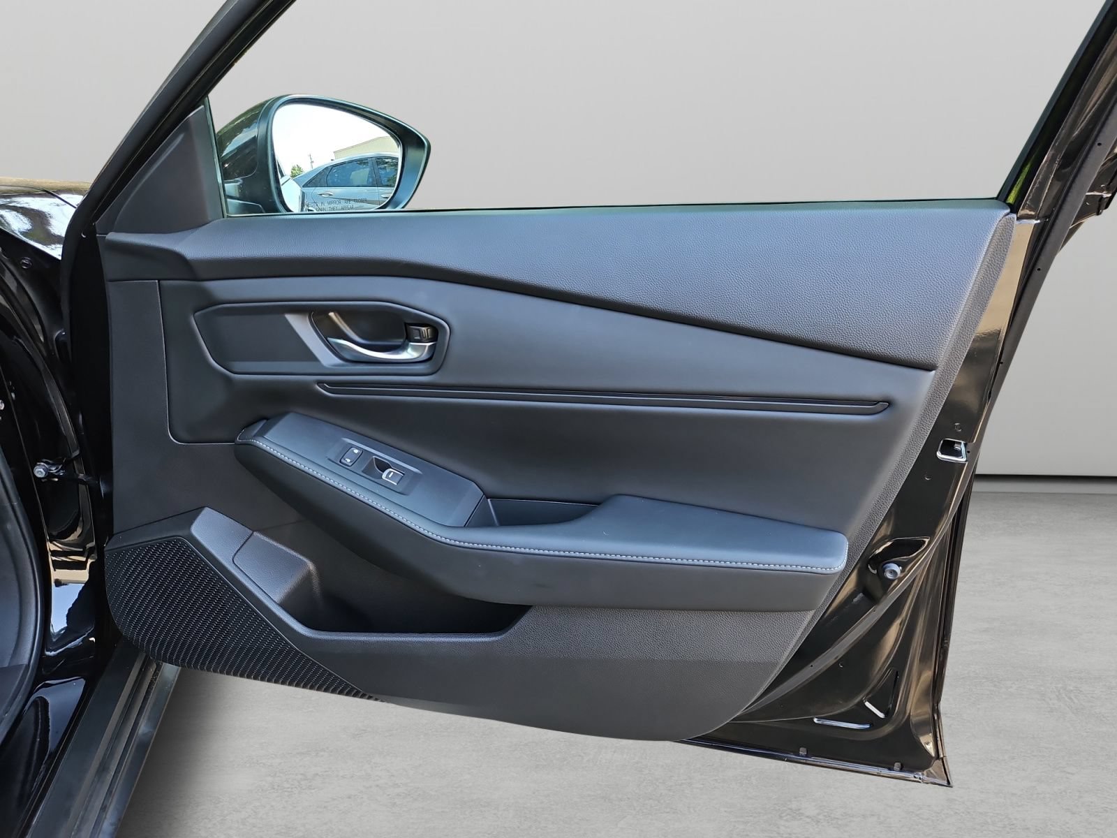 Used 2023 Honda Accord Sport image 36