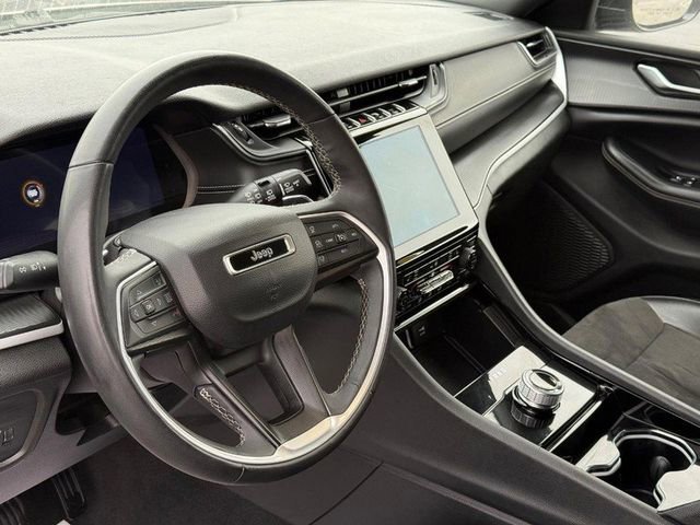 Certified 2023 Jeep Grand Cherokee L Laredo image 21