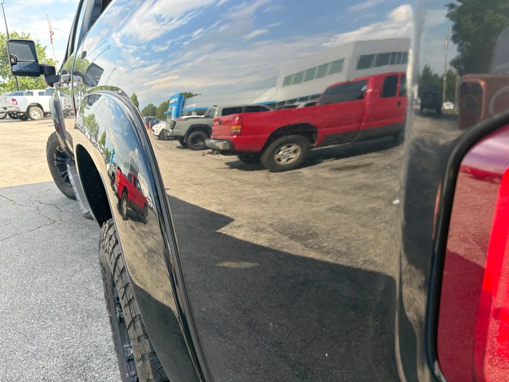 Used 2020 Chevrolet Silverado 2500 High Country w/ Technology Package AWD/4WD image 22