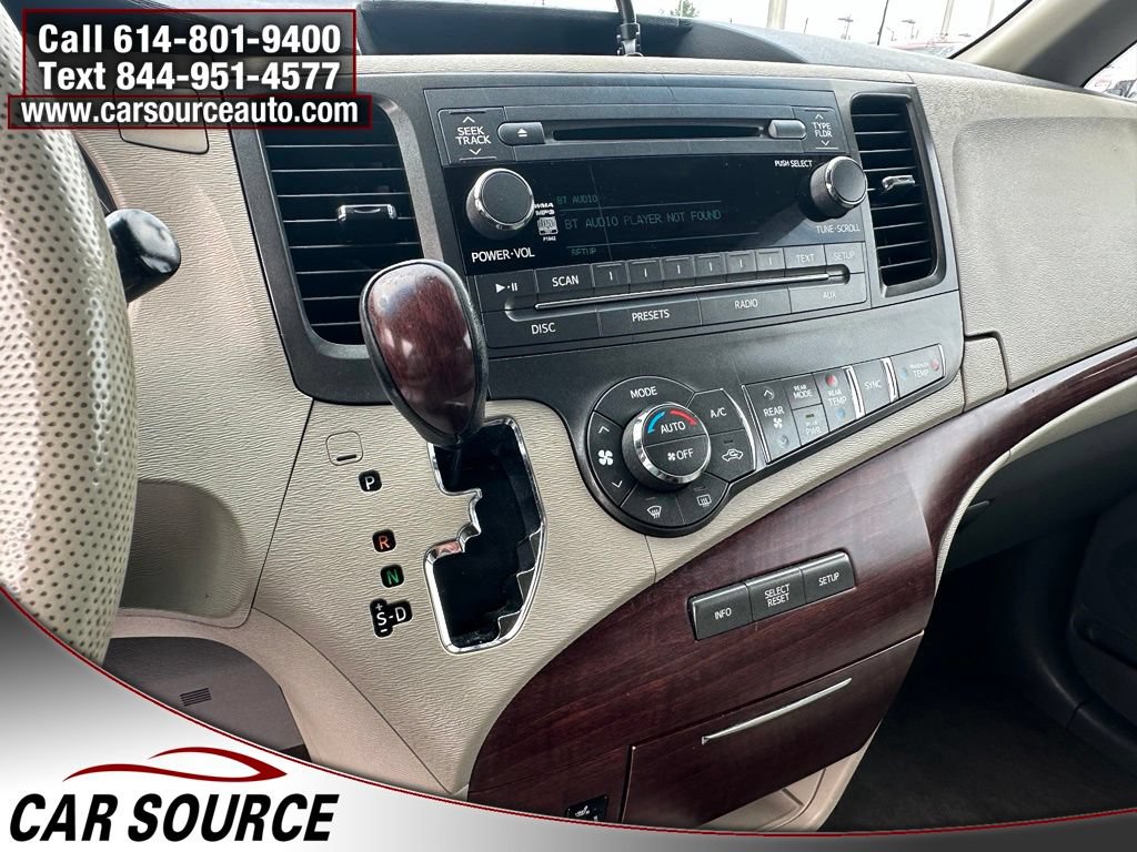 Used 2013 Toyota Sienna XLE AWD/4WD image 19