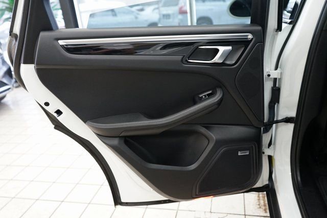 Used 2018 Porsche Macan image 51