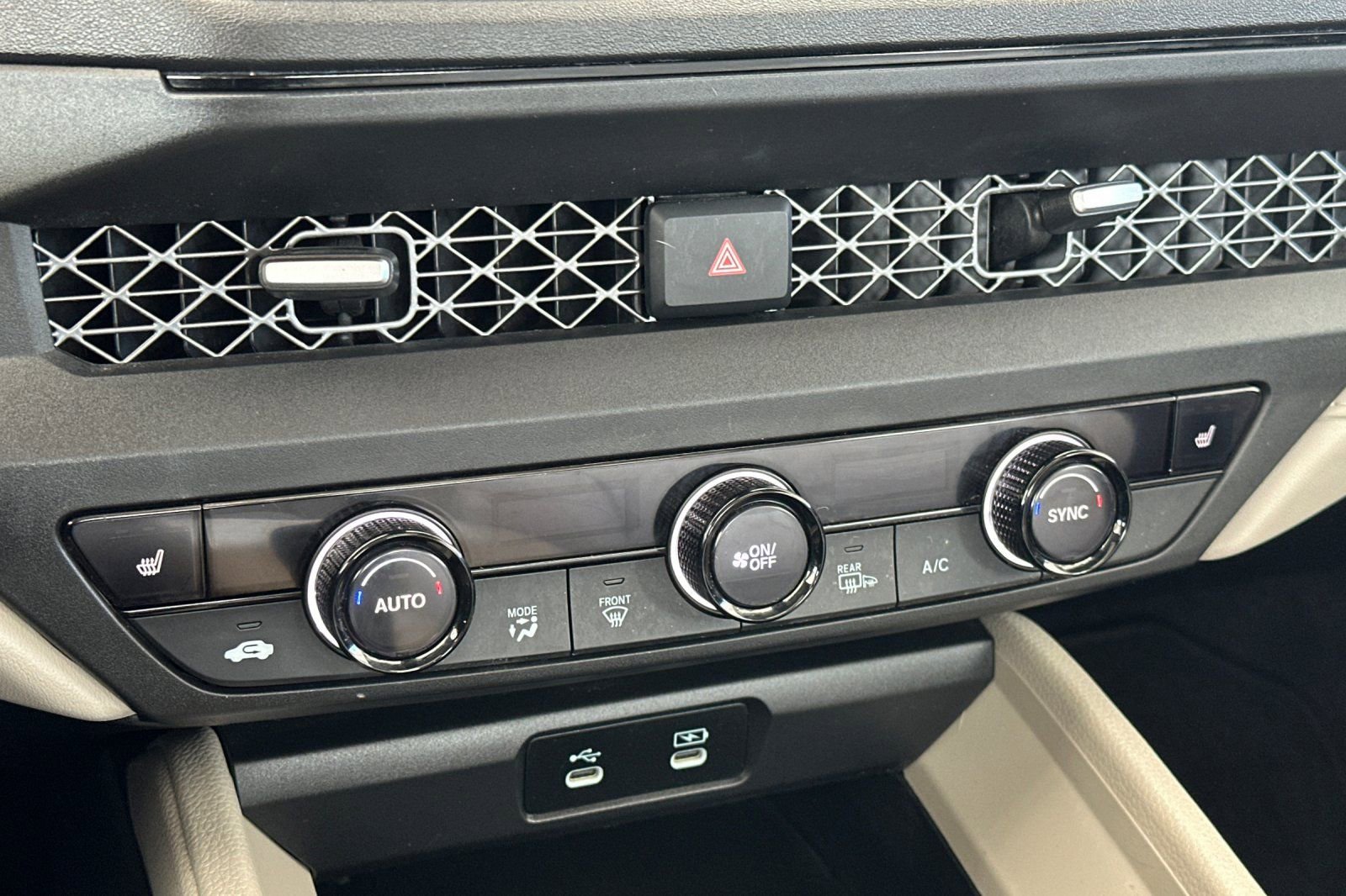 Certified 2023 Honda Accord EX image 19