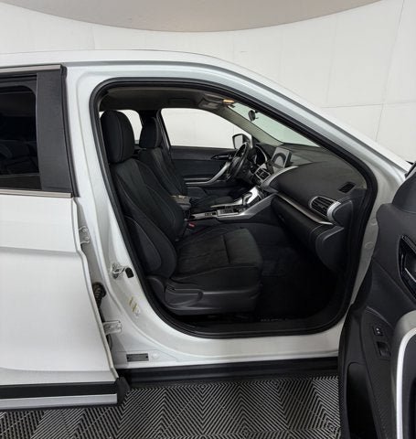 Used 2019 Mitsubishi Eclipse Cross SE AWD/4WD image 5
