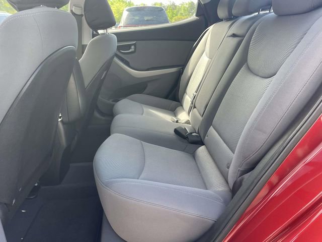 Used 2014 Hyundai Elantra SE image 9