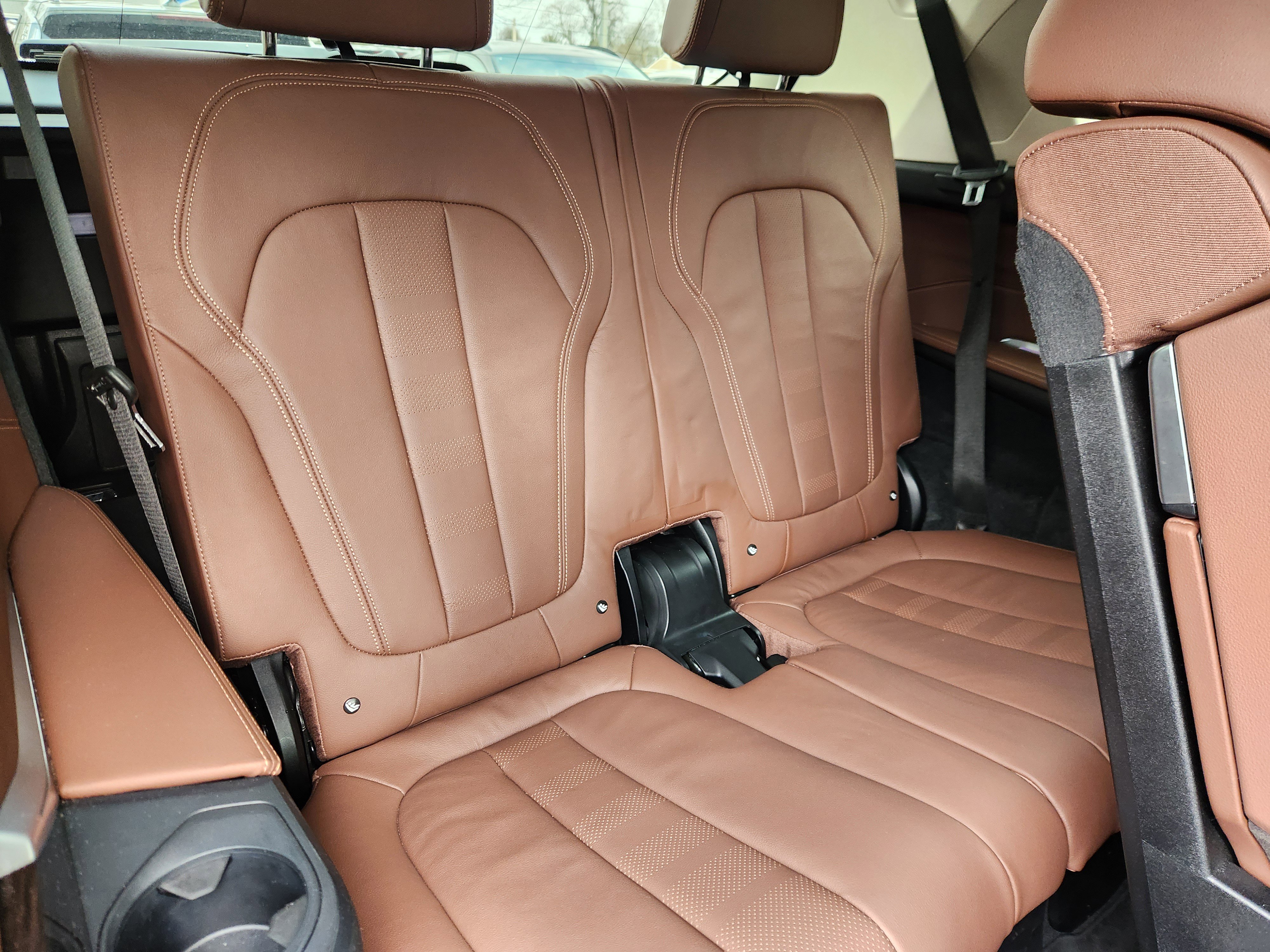 Used 2020 BMW X7 xDrive40i w/ Premium Package image 16