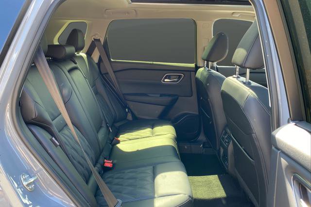 New 2026 Nissan Rogue Platinum image 25