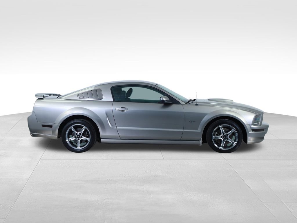 Used 2008 Ford Mustang GT image 11