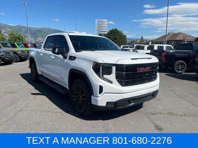 Used 2025 GMC Sierra 1500 Elevation w/ Elevation Premium Package AWD/4WD image 11