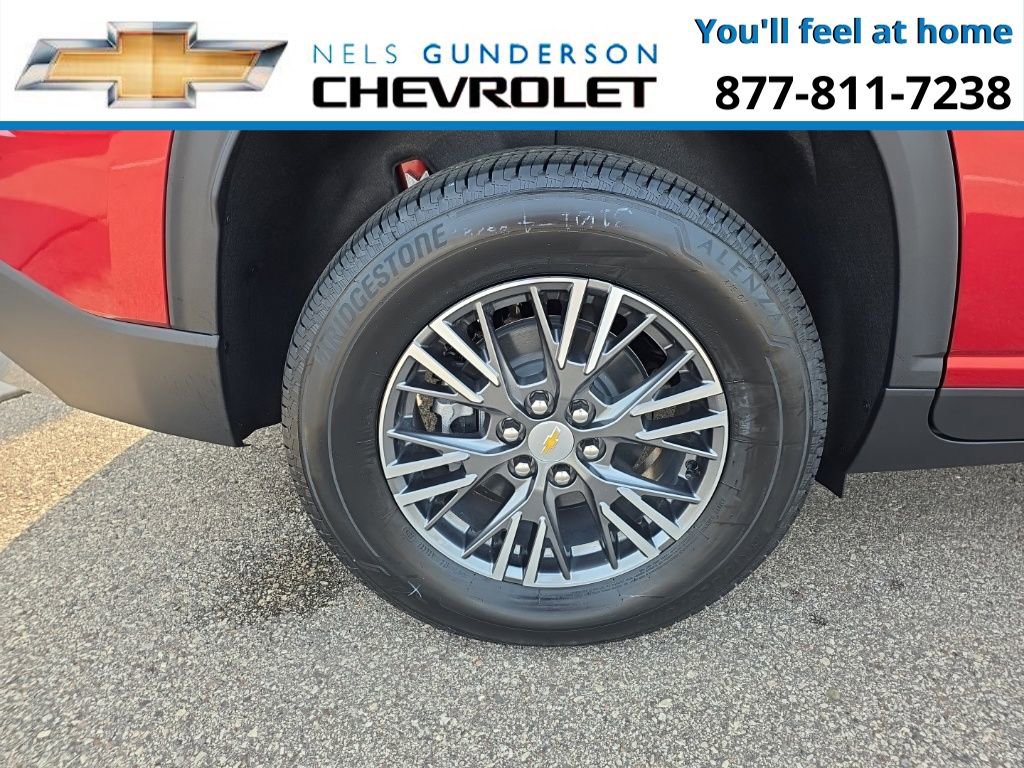 New 2026 Chevrolet Traverse LT w/ Driver Confidence Package image 9