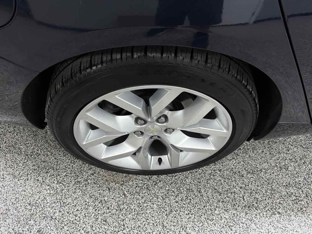 Used 2019 Chevrolet Impala Premier FWD image 35