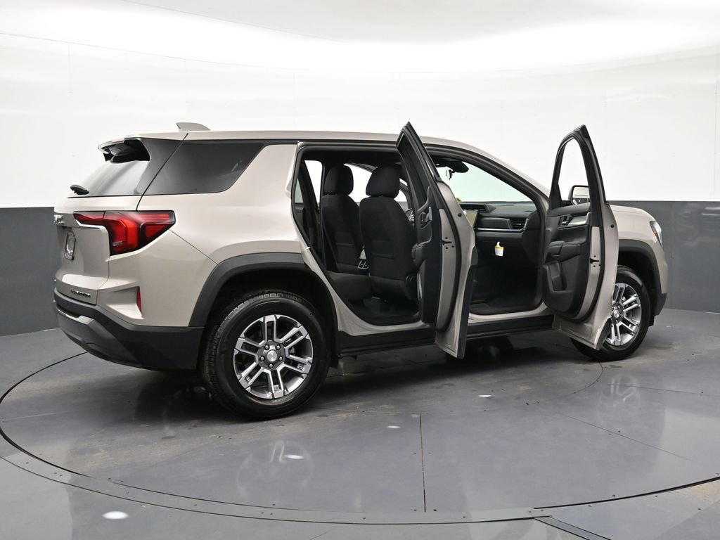 Used 2026 GMC Terrain Elevation image 32