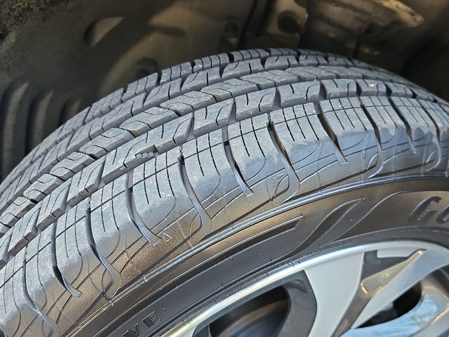 Certified 2022 Subaru Outback Limited AWD/4WD image 26