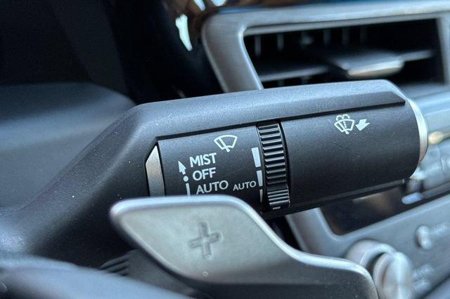Used 2023 Lexus ES 250 w/ Premium Package AWD/4WD image 40
