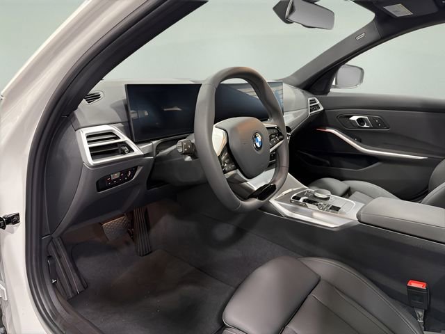 Used 2025 BMW 330i xDrive Sedan image 10