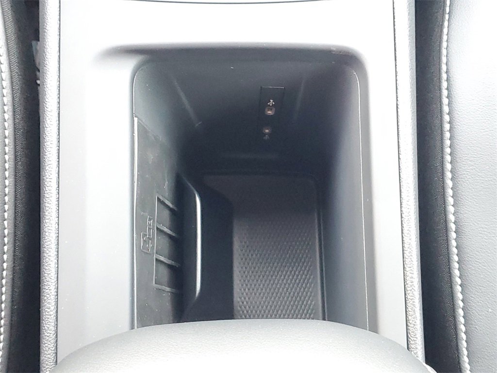 New 2026 Volkswagen Tiguan SE R-Line image 28