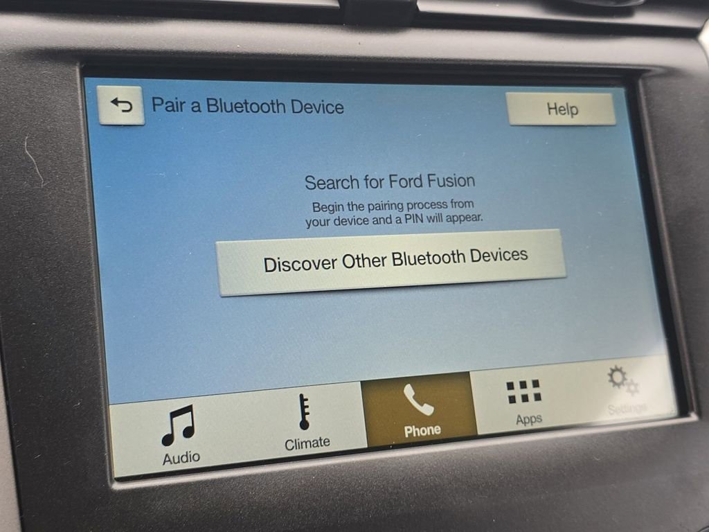 Used 2018 Ford Fusion SE w/ Fusion SE Technology Package image 6