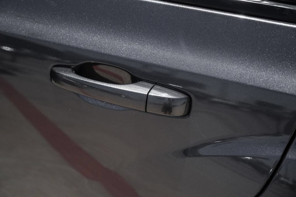 Used 2019 Chrysler 300 S RWD image 53