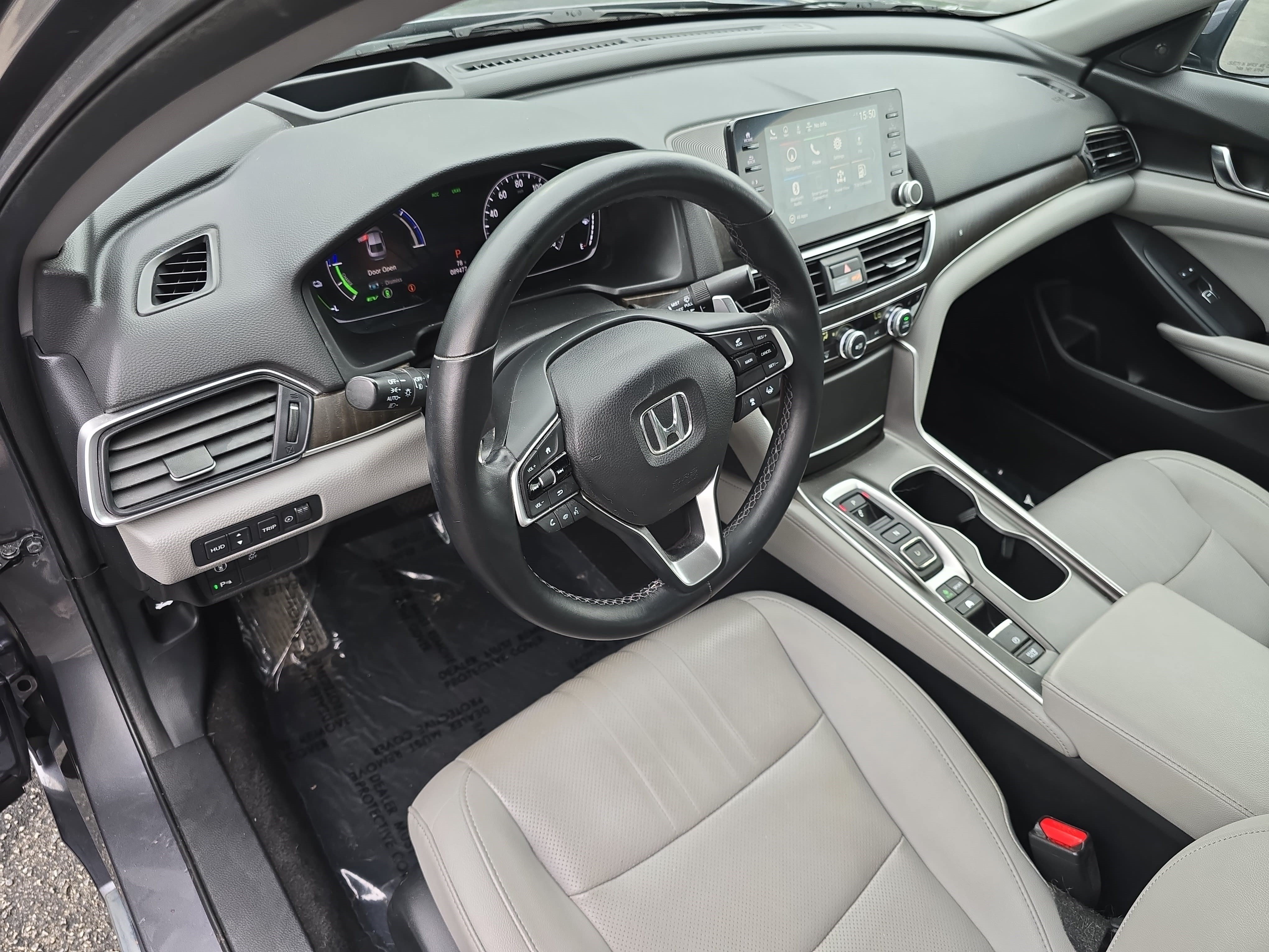 Used 2019 Honda Accord Touring image 15