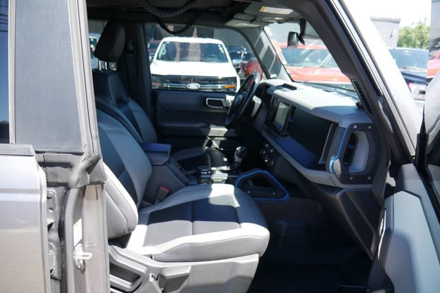 Used 2022 Ford Bronco Black Diamond w/ Sasquatch Package AWD/4WD image 25