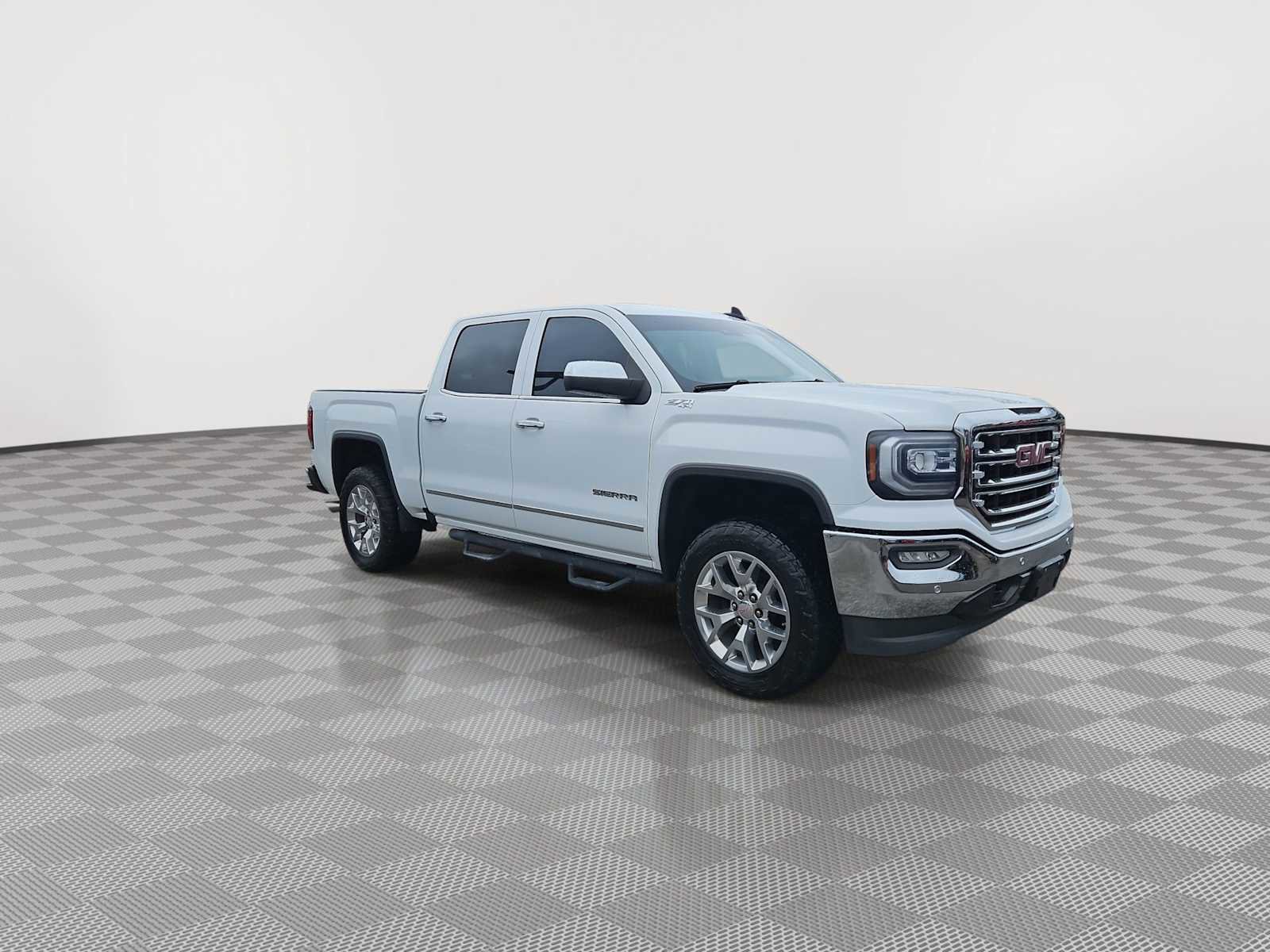 Certified 2018 GMC Sierra 1500 SLT AWD/4WD image 3