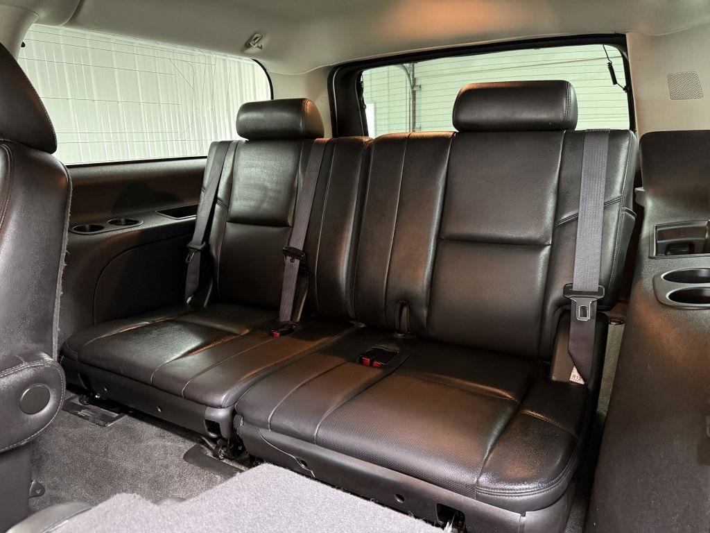 Used 2012 GMC Yukon XL Denali AWD/4WD image 30
