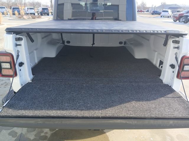 Used 2024 Jeep Gladiator Mojave image 14
