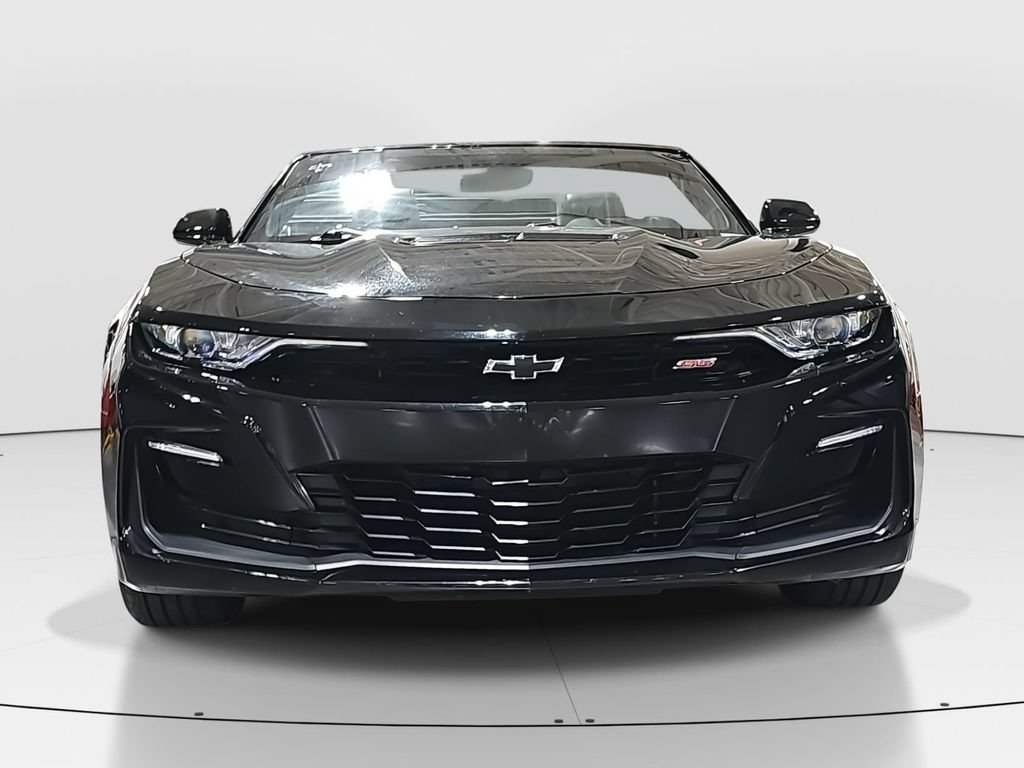 Used 2020 Chevrolet Camaro SS RWD image 2