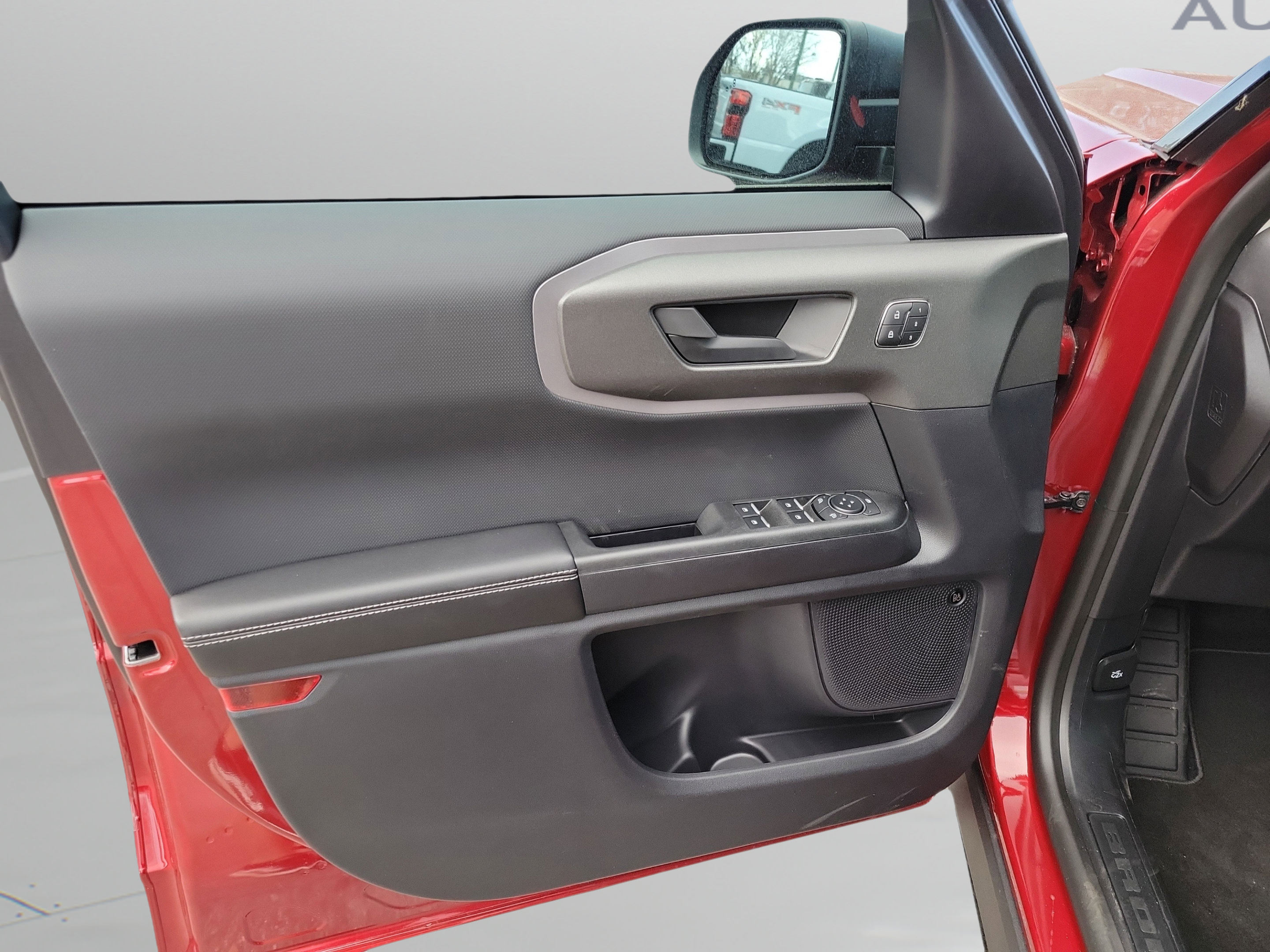 New 2026 Ford Bronco Sport Outer Banks w/ Outer Banks Tech Package+ AWD/4WD image 28